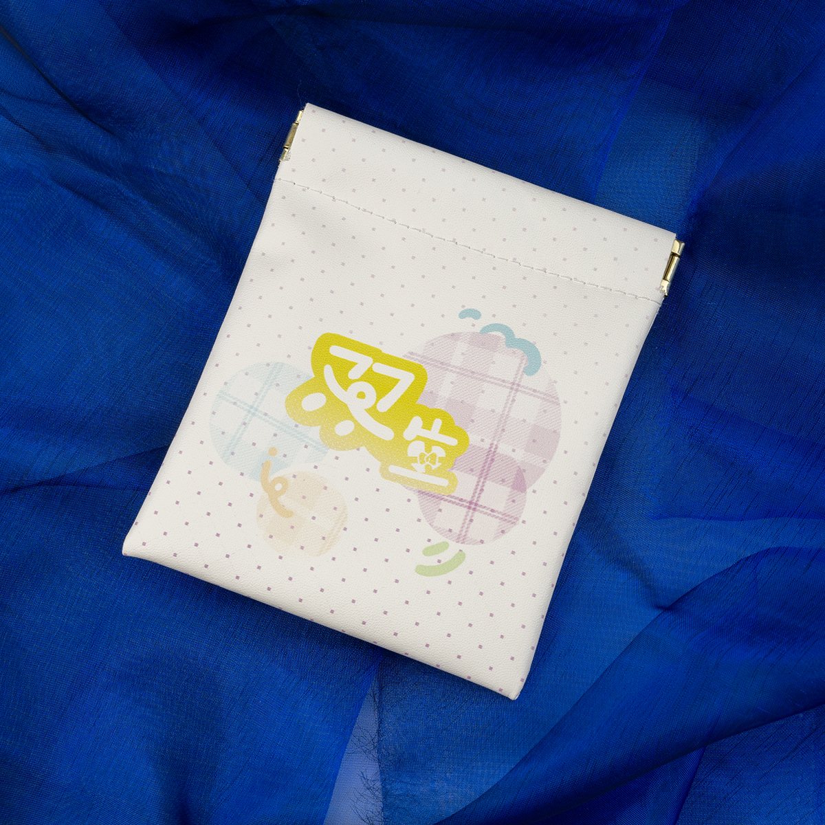 TWIN POUCH product shot